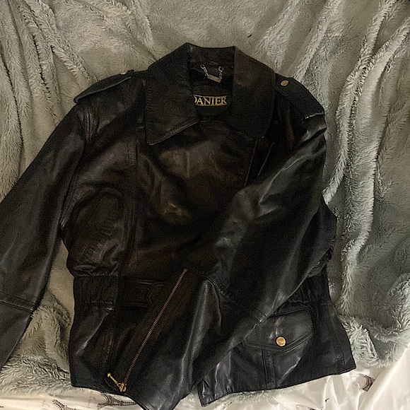 Danier Vintage leather biker jacket - Picture 1 of 4